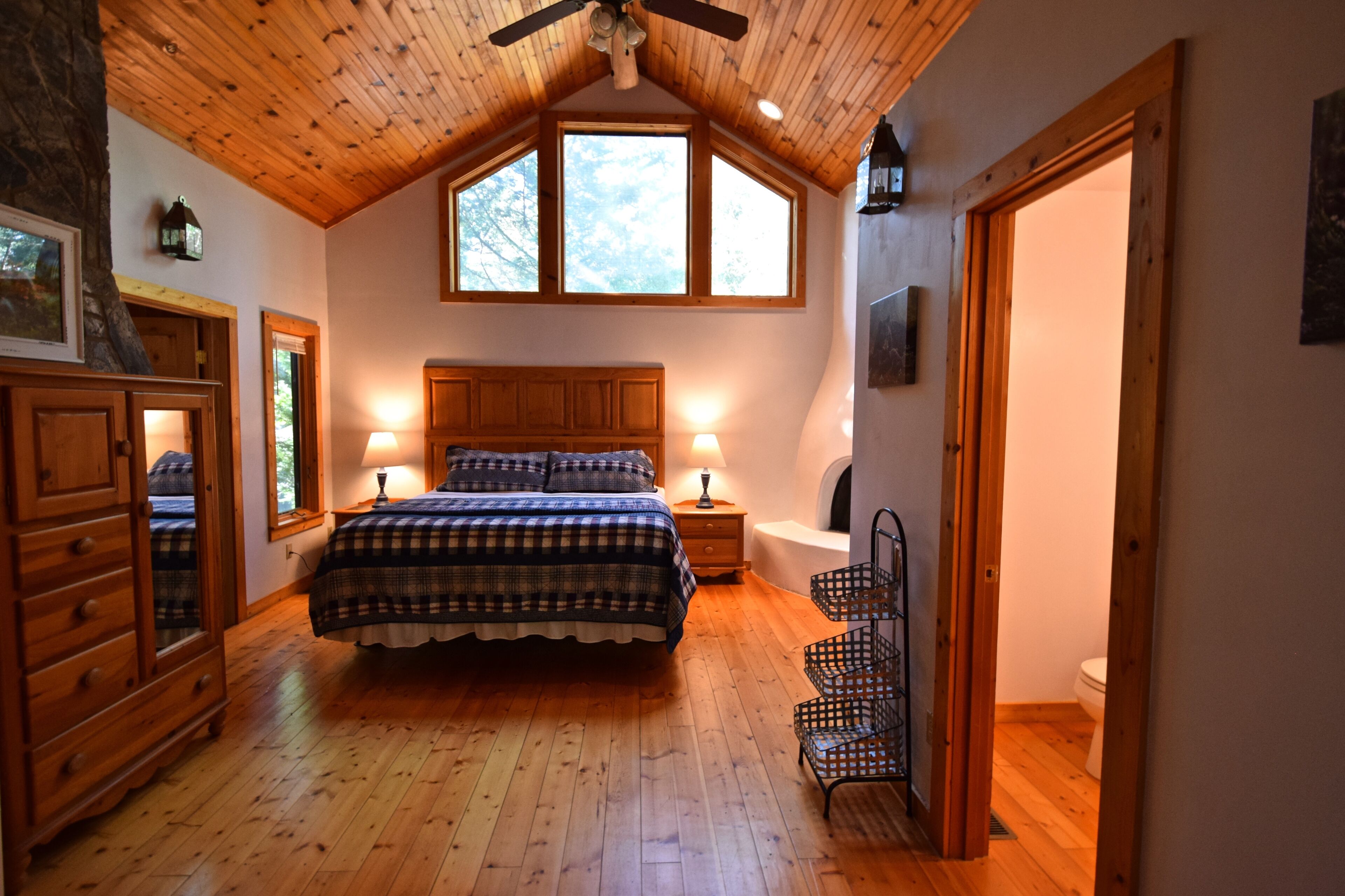 Boulder Pass, A Rocky Passage to a Wooded Paradise!

