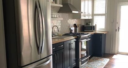 Acogedora ciudad de Lancaster Inicio ~ corto paseo del centro de la ciudad, galerías de arte, restaurantes y