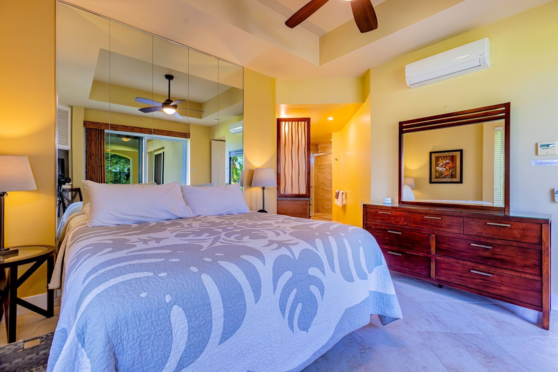 2 bedrooms, iron/ironing board, travel crib, free WiFi