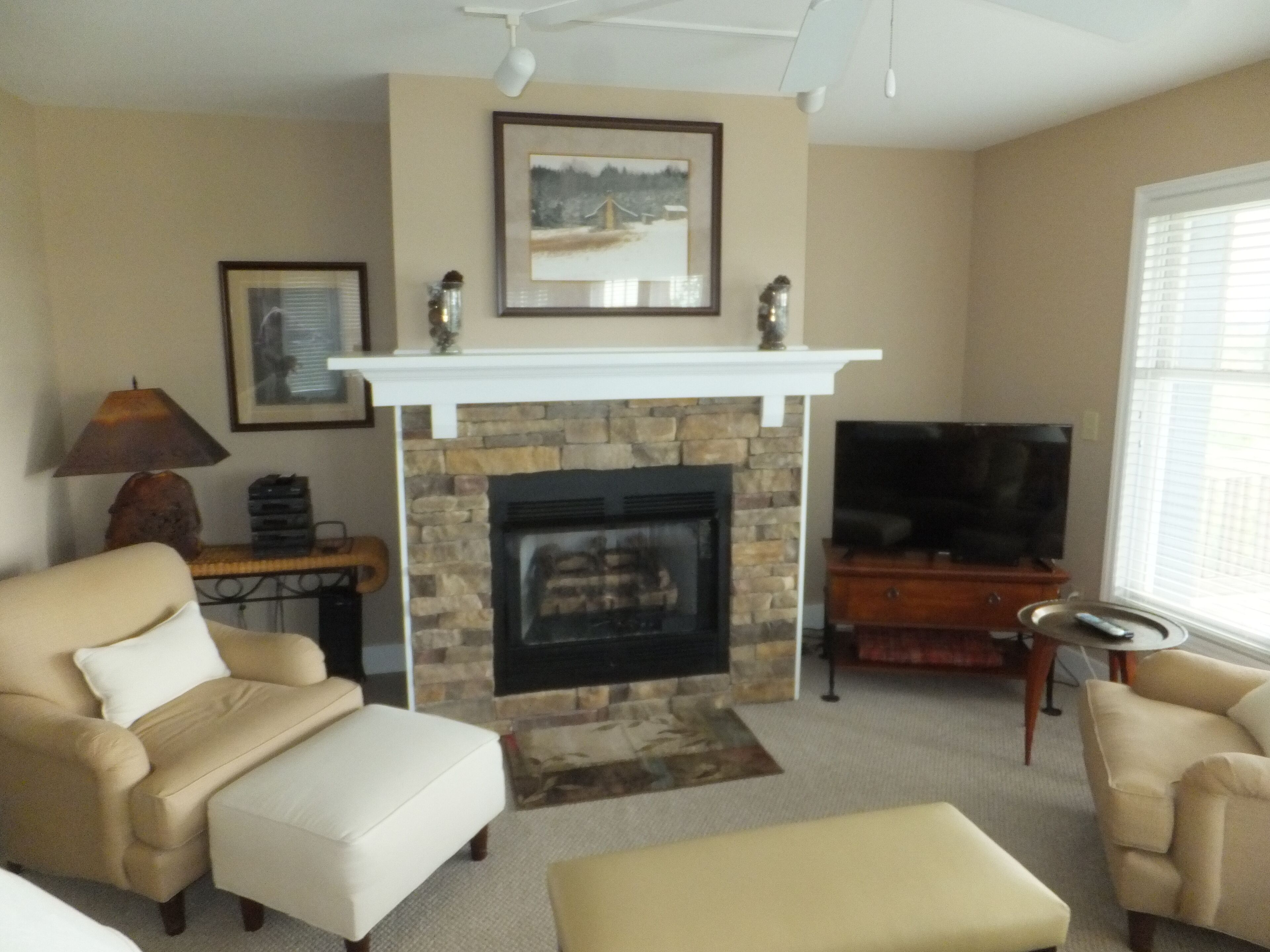 Cold weather has arrived! Reserve now for winter fun! No Steps!