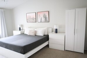 4 bedrooms, desk, iron/ironing board, travel cot