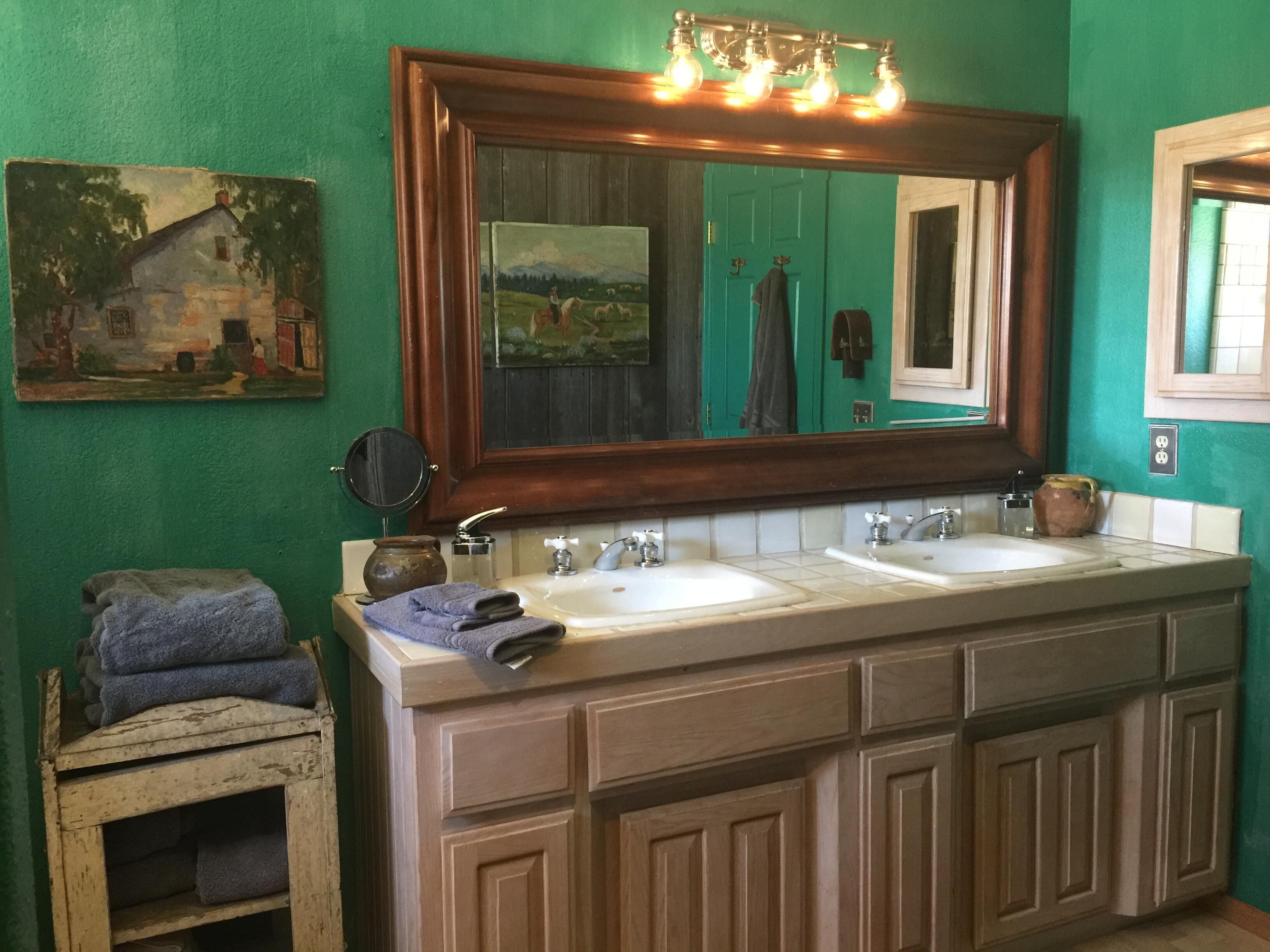 Dragonfly Ranch-Stunning Ocean View 320 Acre Ranch