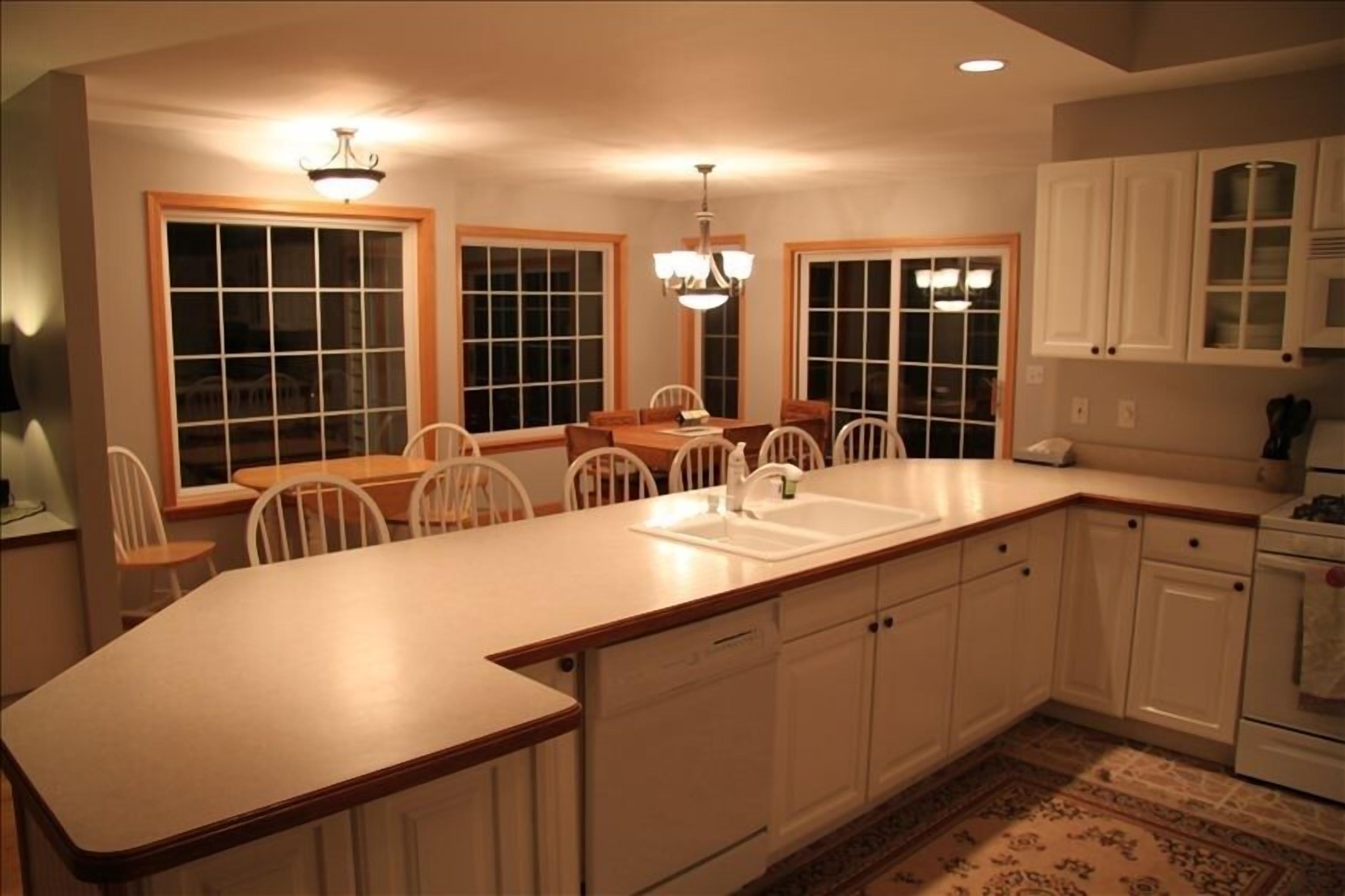 A Step Above the Rest! 104' of Frontage/Pier/New Pontoon Boat right on pier!