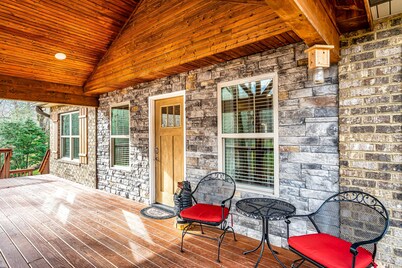 Allegheny Falls Mountain Escape-Maryville TN- All One Level !