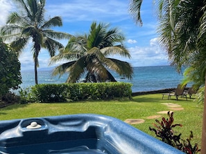 Outdoor spa tub - Beautiful Oceanfront Views!  Enjoy Hotub, Grill & 3 Lanais! (Kihei)