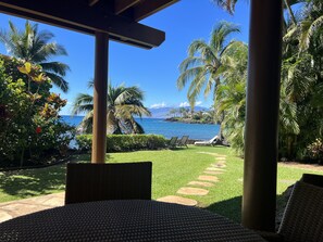 Terrace/patio - Beautiful Oceanfront Views!  Enjoy Hotub, Grill & 3 Lanais! (Kihei)