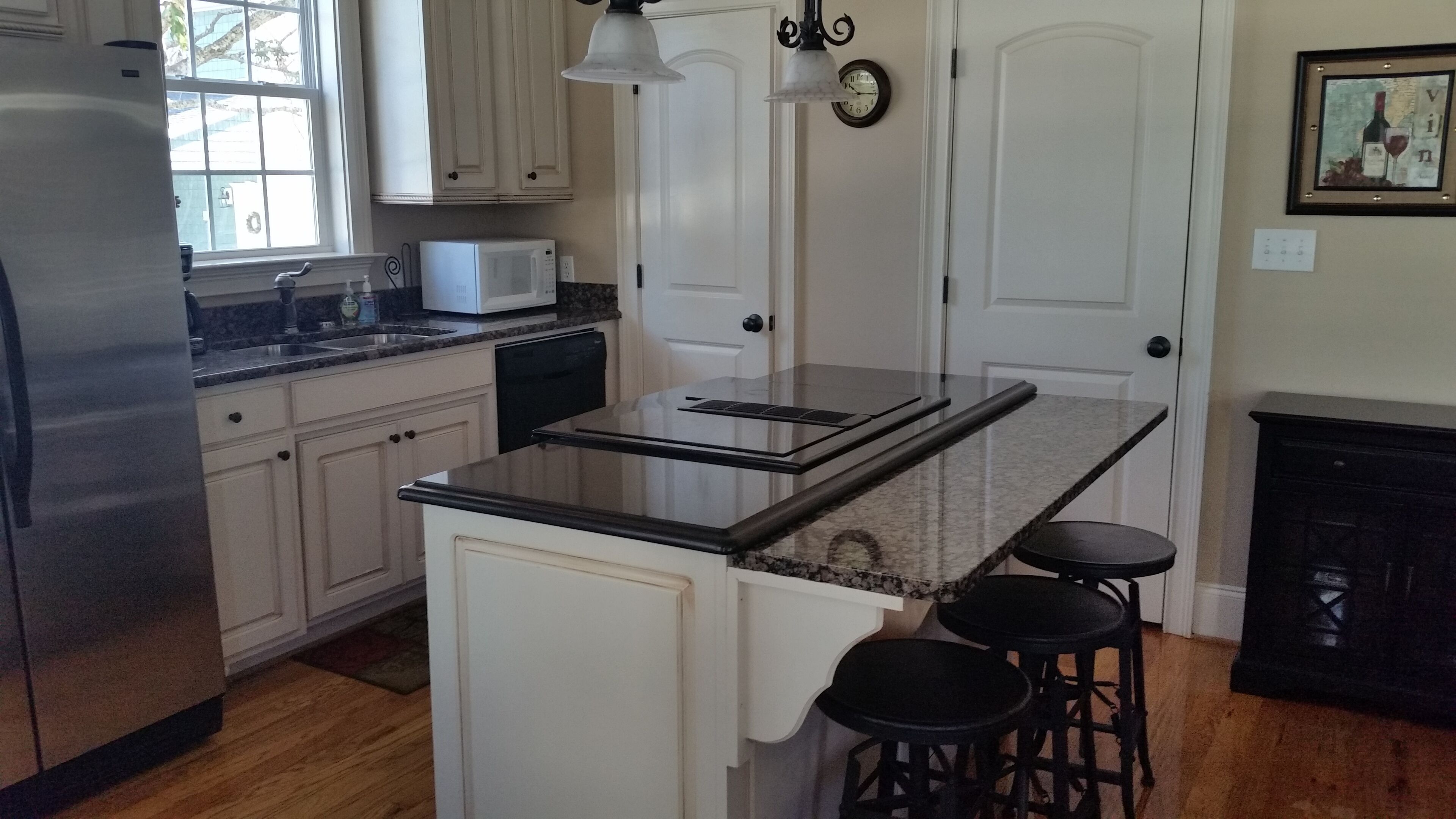 This 5 BR/3.5 BA 5⭐ property could be yours! Booking now for Summer 2024! 😎