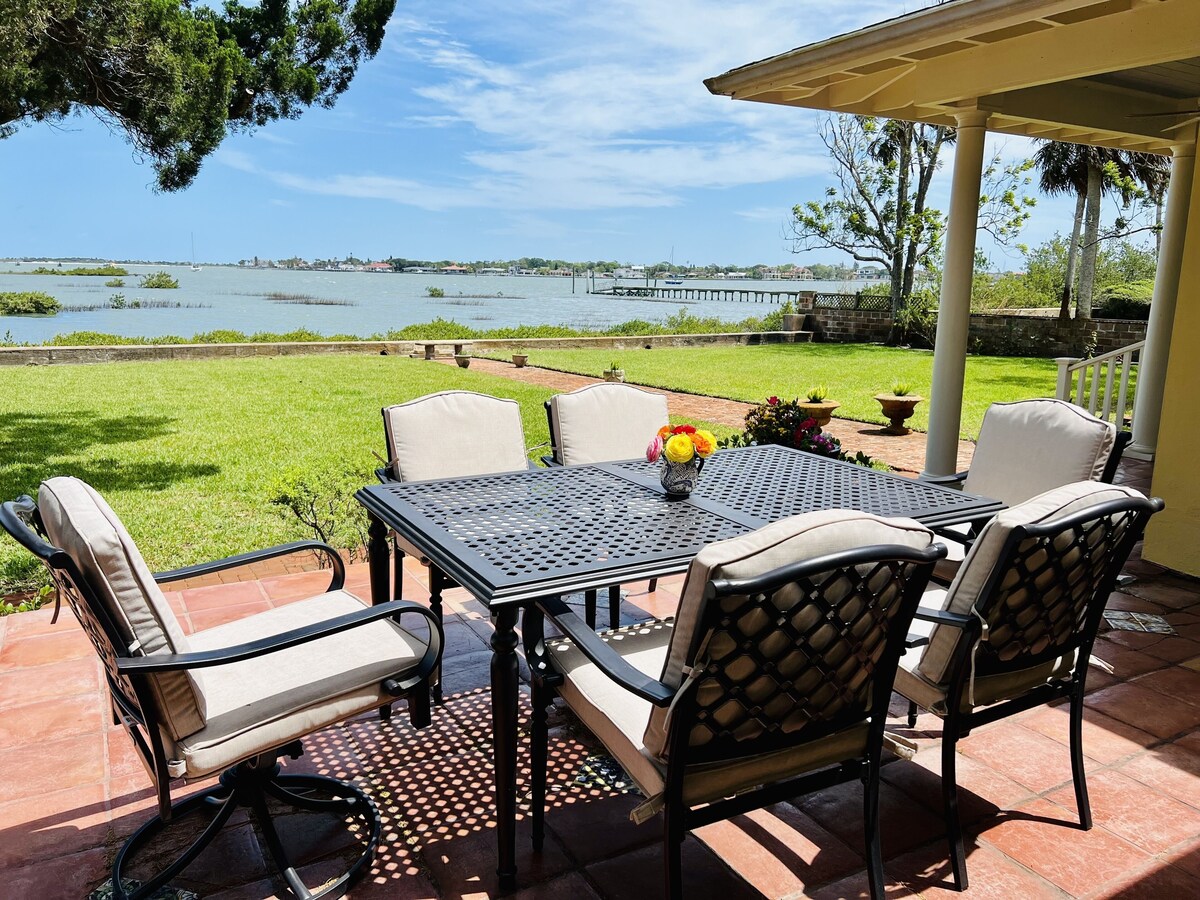Photo 6 of An irresistable oceanfront vacation home in the heart of historic St Augustine!