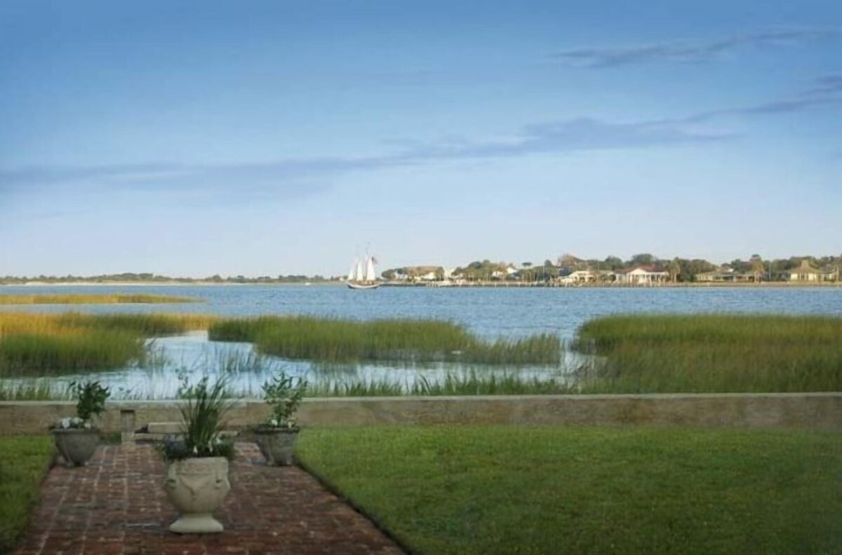 Photo 21 of An irresistable oceanfront vacation home in the heart of historic St Augustine!