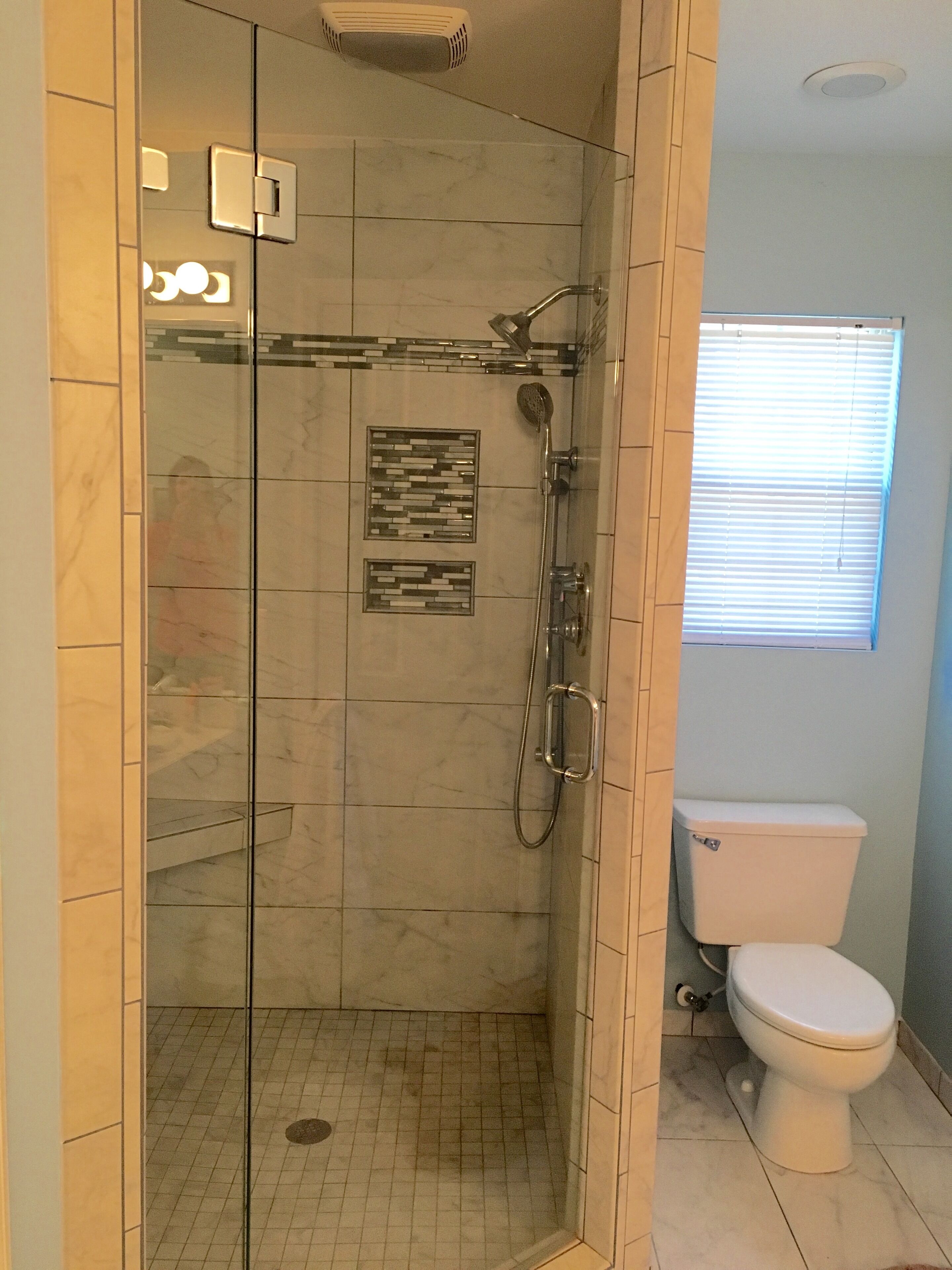 4 Bedroom Home with Dock on Folly River- 2 Block Walk to Beach