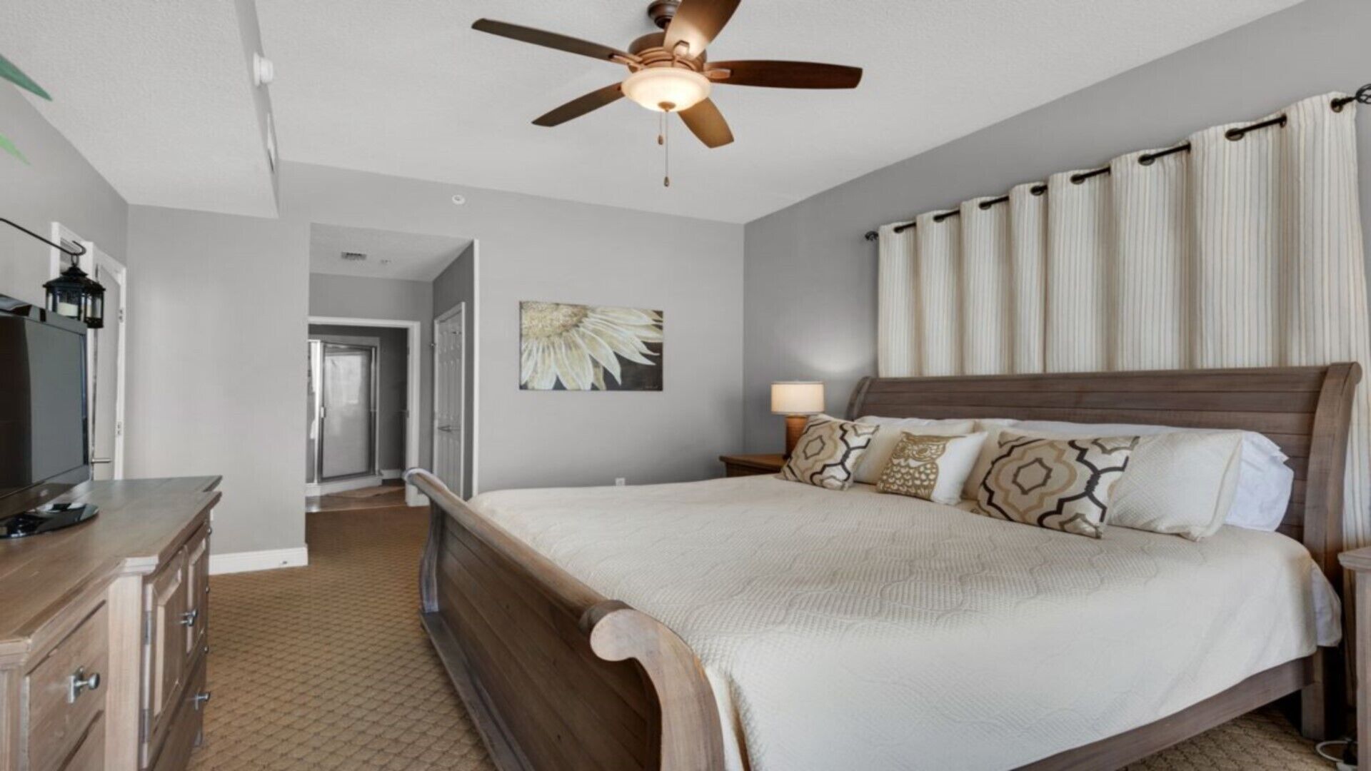 Luxury at it's finest! Penthouse unit overlooking the beautiful Gulf of Mexico!