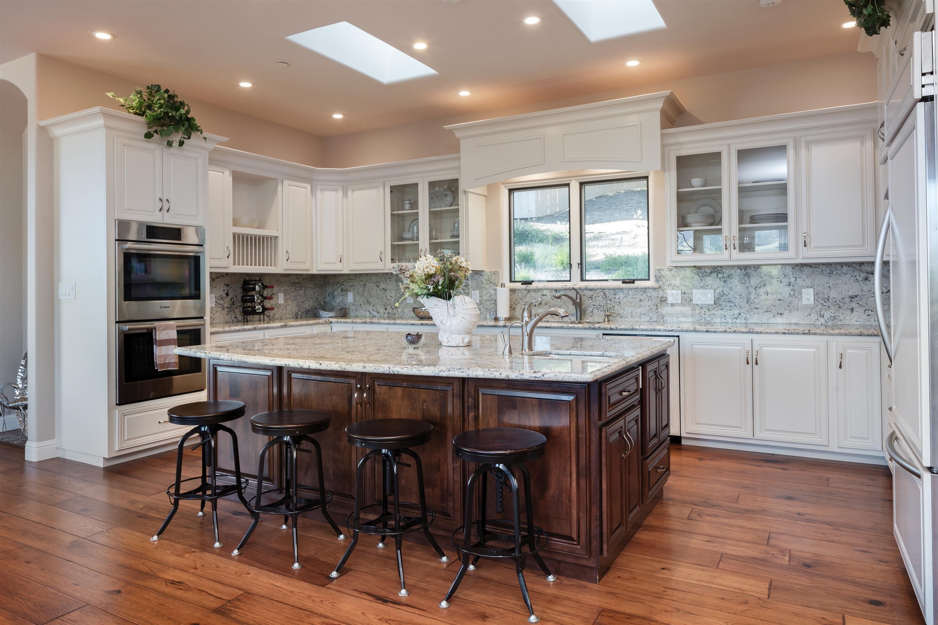 New, Luxury, Sunny, Gated Home in heart of Carmel-by-the-Sea (4BR+/3BA)