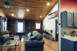 Smart TV, fireplace, DVD player, books