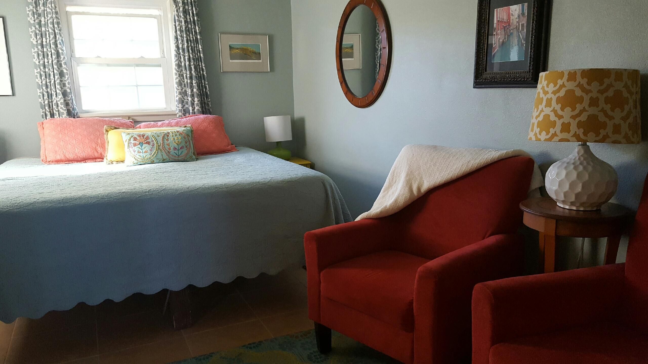 Tenderfoot Cottage Is A Jewel Located In Downtown Salida.