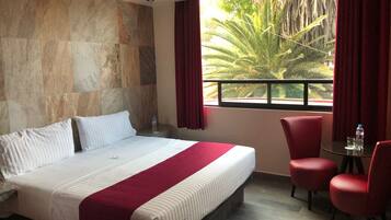 Blackout curtains, free WiFi, bed sheets