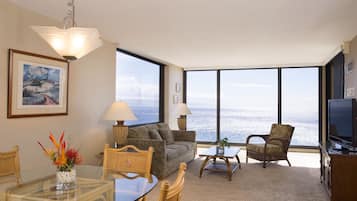 Condo, 2 Bedrooms, Non Smoking (Direct Ocean Front) | Living area