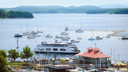 2026 SEASON OPEN SPRING FISHING & SUMMER WEEKS Waterfront Private-Dock-Launch