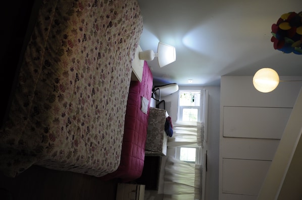 Deluxe Room, Multiple Beds, Non Smoking
