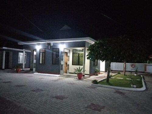 Täydellinen koti, kaksi minuuttia Kijijin rannalle