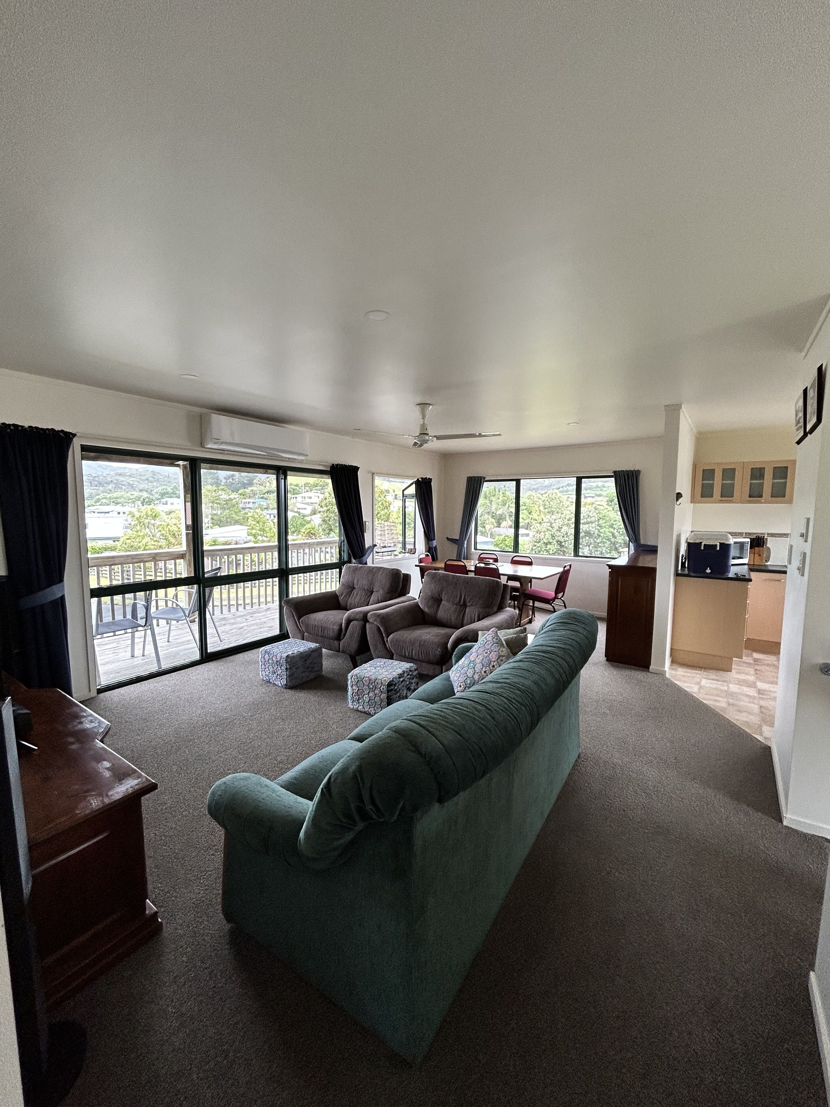 Lounge and dining looking east