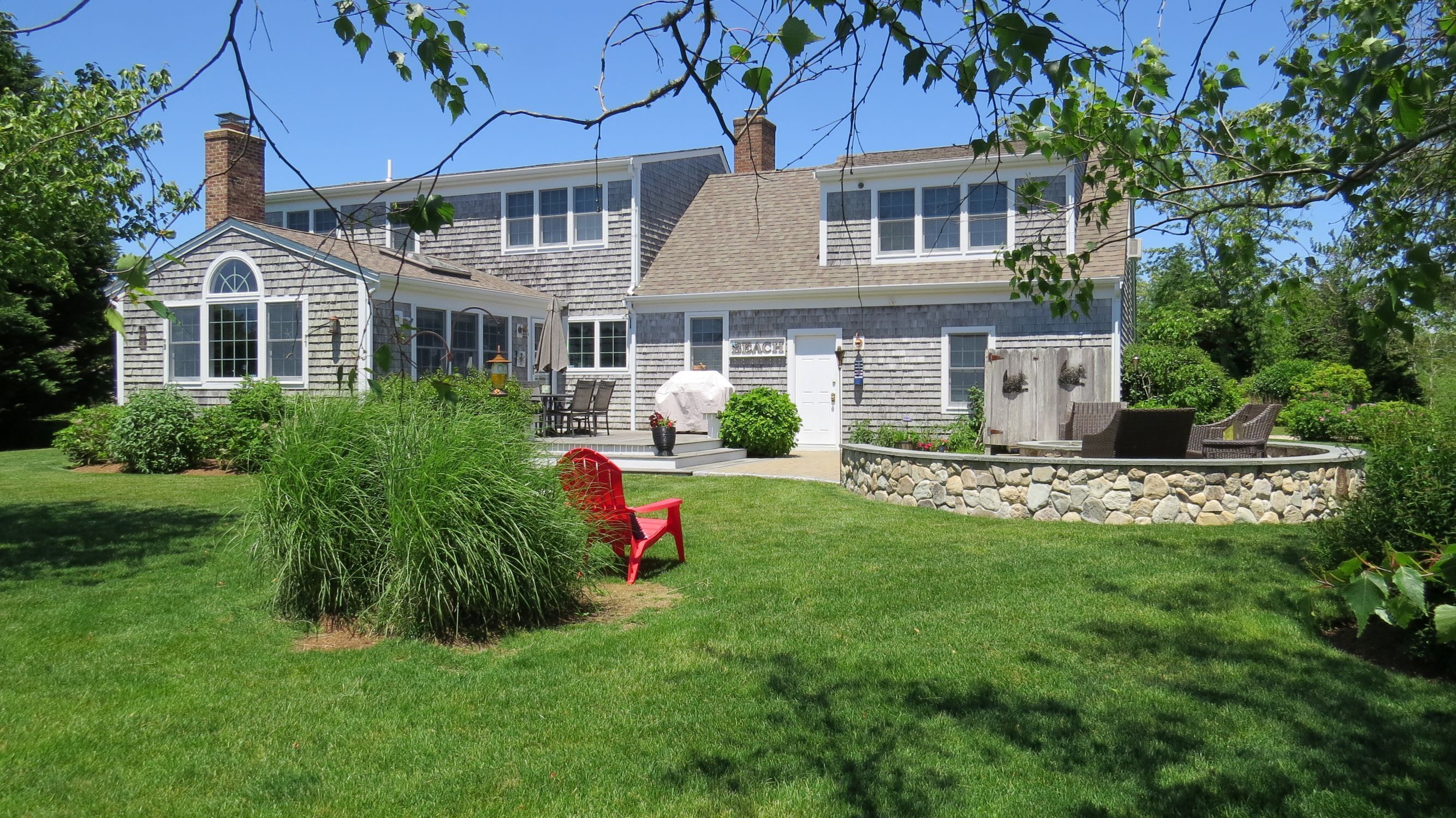 Ideal Rental in Orleans Sleeps up to 10