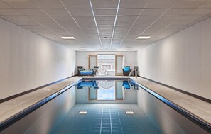 Innenpool, beheizter Pool