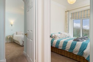 2 Schlafzimmer, Bügeleisen/Bügelbrett, Reisekinderbett, kostenloses WLAN