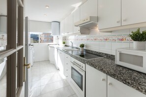 Fridge, microwave, oven, dishwasher