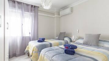 2 makuuhuonetta, silitysrauta/-lauta, internet, vuodevaatteet