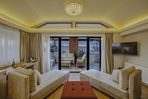 4 habitaciones, escritorio, wifi gratis y ropa de cama 