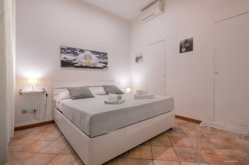Wine Apartments Florence Moscato