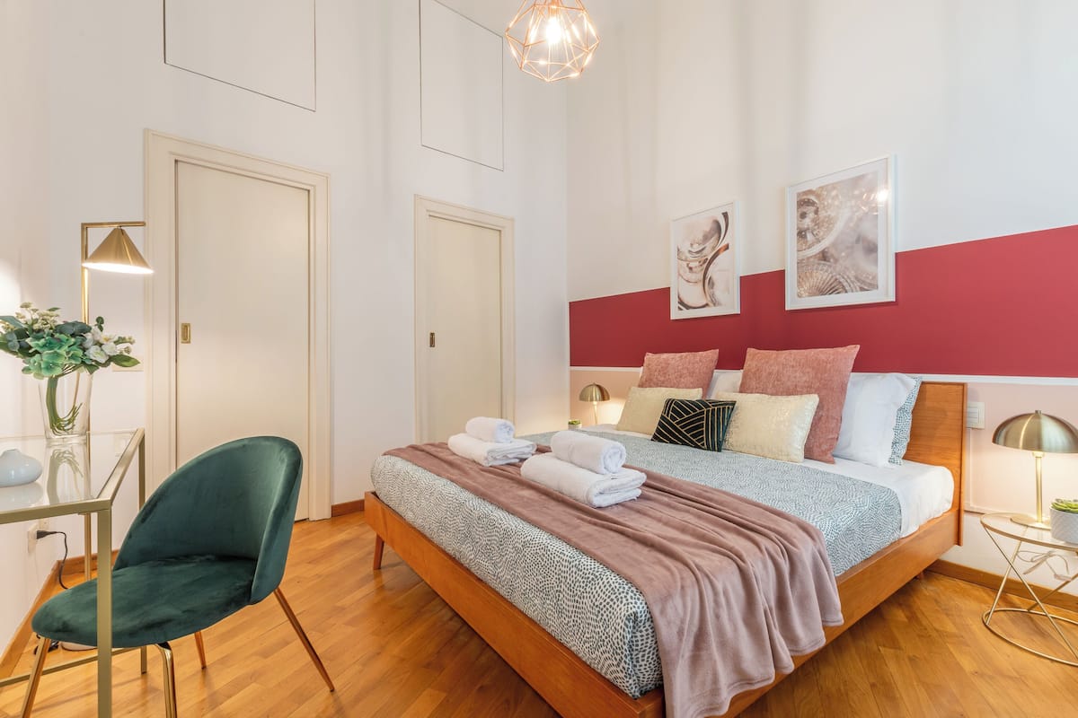 Familienapartment | Wohnbereich | 50-cm-Smart-TV mit Digitalempfang, Fernseher