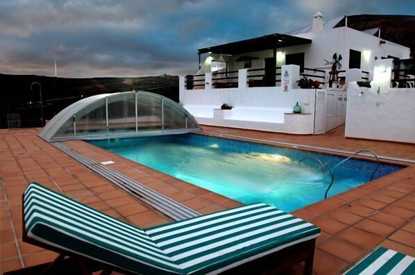 Indoor pool, outdoor pool