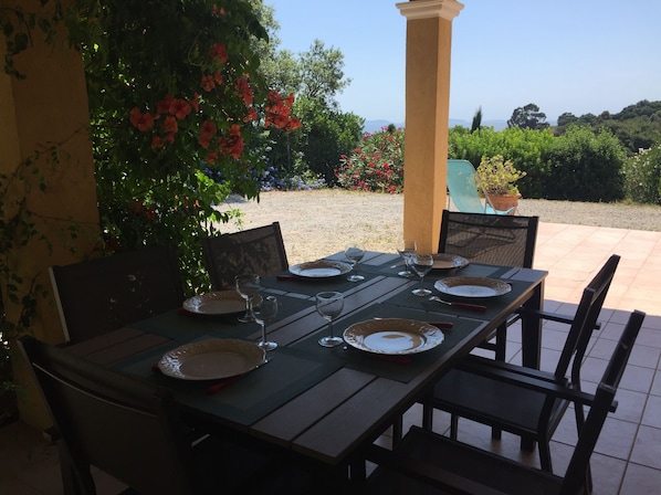 Restauration en plein air