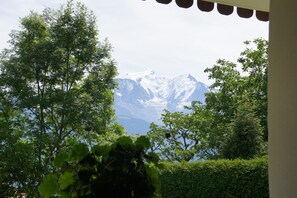 Vue depuis lâhĂ©bergement