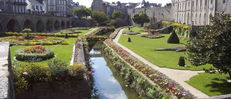 Enceinte de lâhĂ©bergement