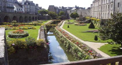 Gite 6 personnes - piscine couverte et chauffée