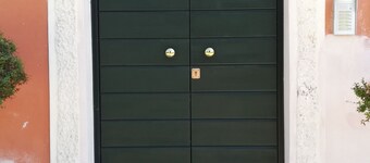 Vacation-apartment in a farmhouse near GardaLake, ideal for families