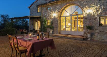 Tailored to you - Villa with Concierge, heated pool, 20 min to Florence center