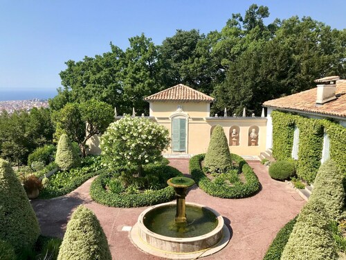 Die Villa ist sehr gut gelegen, sehr ruhig, Panoramablick auf die,  5-9 persons