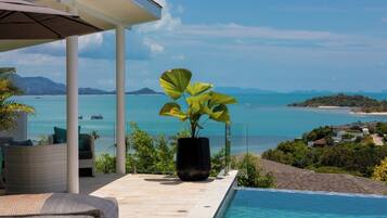 Außenpool, Infinity-Pool, Liegestühle