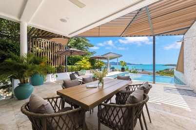 NEW! CARPE DIEM - Perfect Sunset and Beachside Panorama, 200m walk to the Beach 