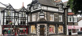 Windermere spacious 4 bed 4 bath house, parking & 5 mins walk to village & Lake