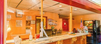 Castle Inn & Suites by OYO Lawton
