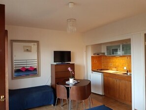 1 bedroom, iron/ironing board, WiFi (free), bed sheets - Studio Orsoni - See View (Calvi)