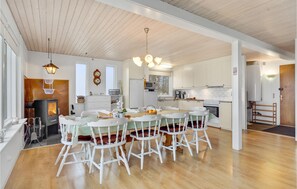 Dining - Nice home in Faaborg with WiFi (Faaborg)