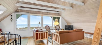 Nice home in Faaborg with WiFi