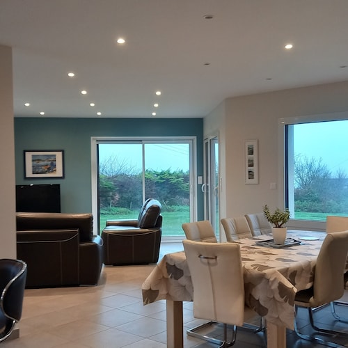 Haus außergewöhnlichen Meerblick auf der Rosa Granitküste