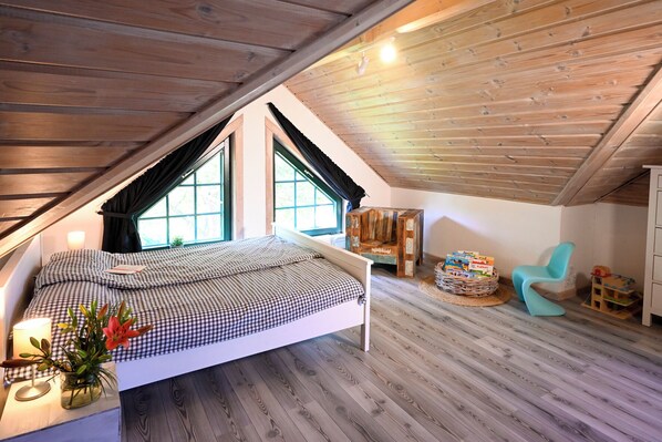 2 Schlafzimmer, Bügeleisen/Bügelbrett, kostenloses WLAN