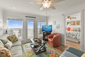 Smart TV, DVD player, stereo - Renovated Beachfront Condo with Gorgeous Views & In-Unit Washer/Dryer! (Galveston)